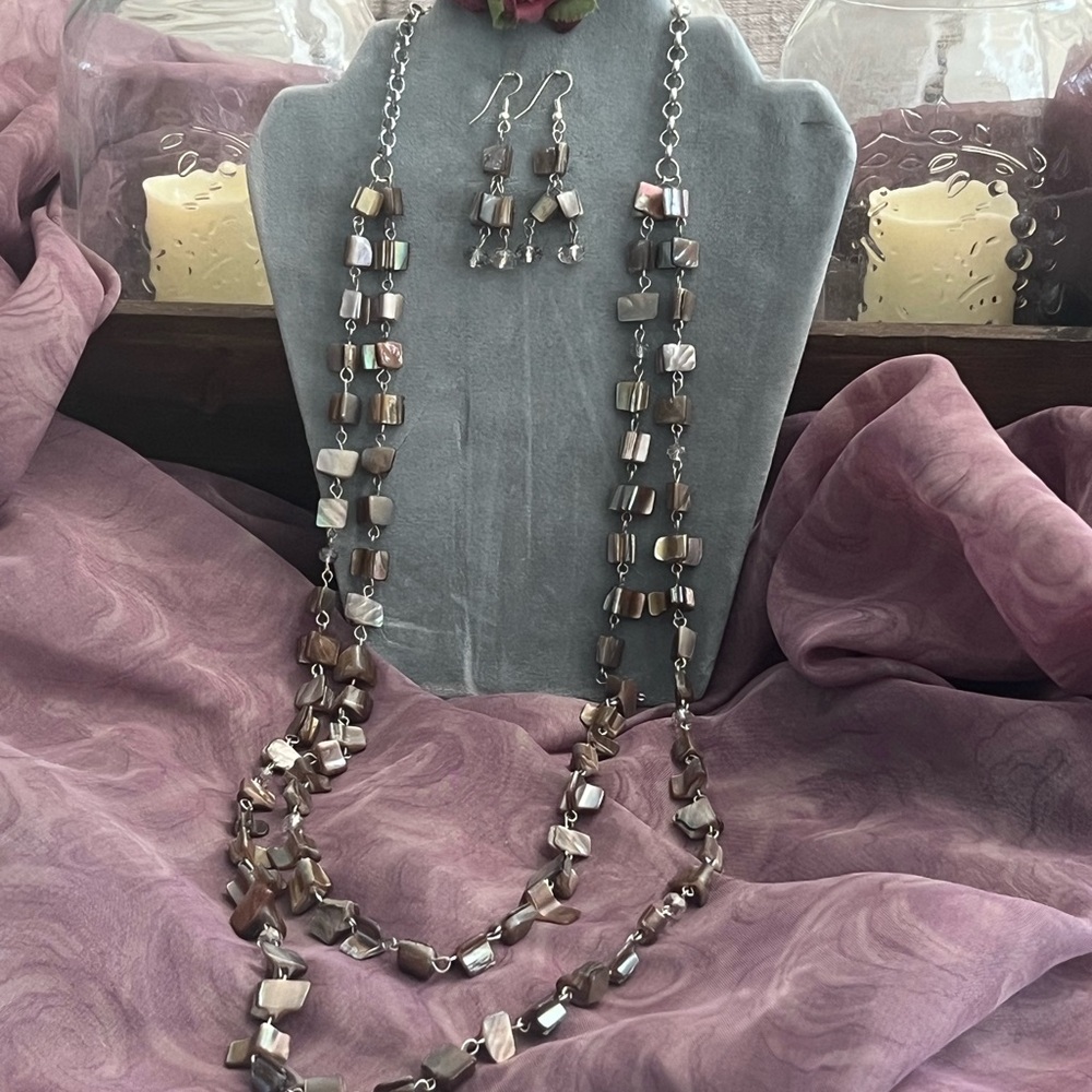 Custom made 3 piece jewelry set. Includes, necklace, bracelet and earrings
